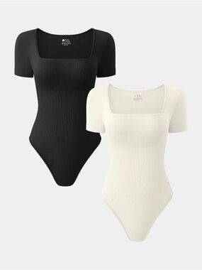 NWOT OQQ two seamless black/cream ribbed short sleeve bodysuits medium new